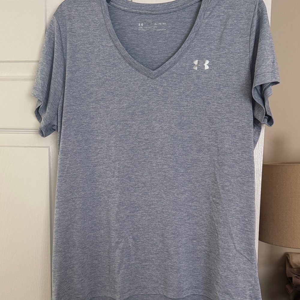 Under Armour Women's Heathered Blue V-Neck Tee